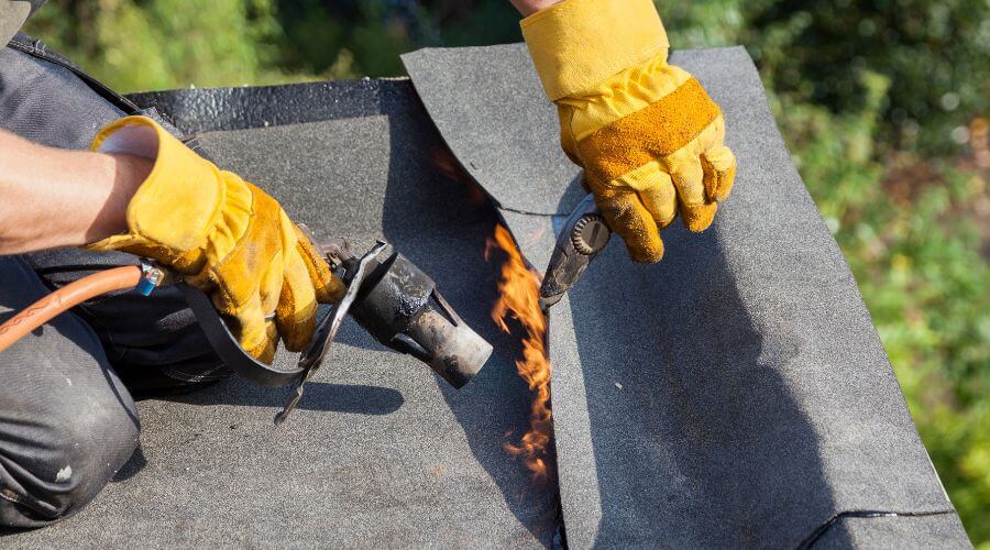 Professional residential roofers in Galesburg, IL